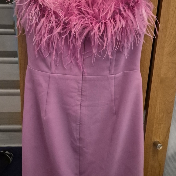 MISS. CIRCLE OPHELIA FUCHSIA FEATHER CORSET DRESS. SIZE Small - Picture 8 of 12